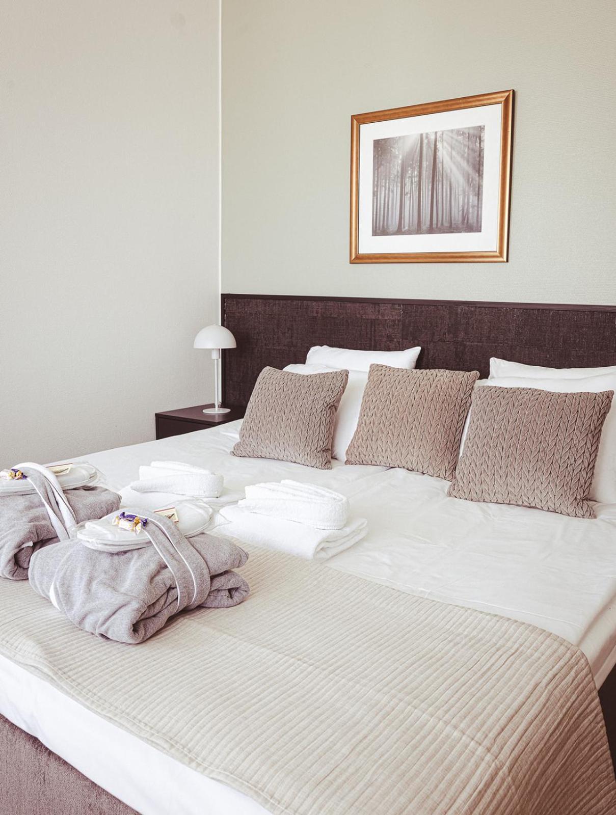 Hotel Emilia Hämeenlinna Esterno foto